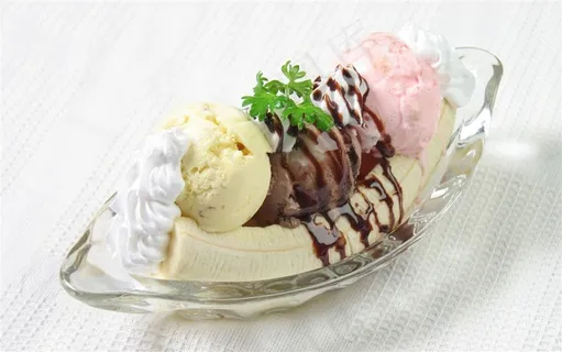 奶油巧克力冰淇淋球