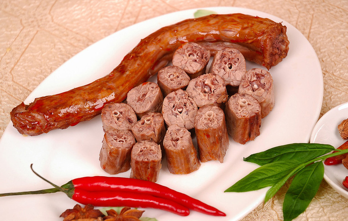 美食卤鸭脖