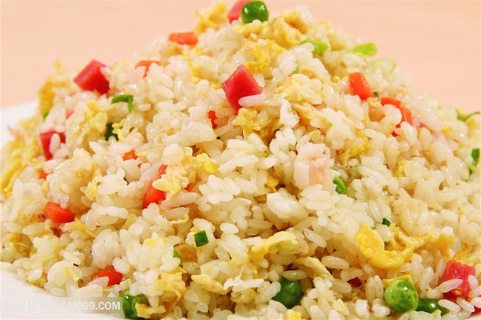 中华美食扬州炒饭实拍摄影图