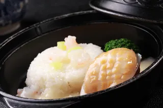 海鲜鲍鱼仔泡饭28元一位 (3)