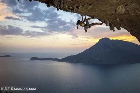 户外登山的人物高清图 户外登山的人物高清图