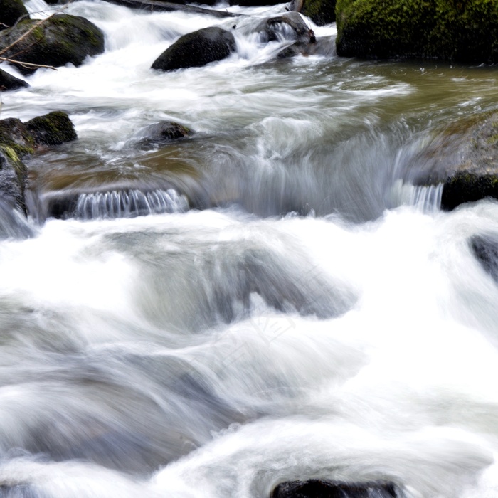 户外河流风景图片