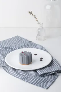 蛋糕店小蛋糕慕斯美食甜品图片