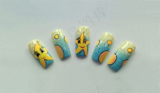 可爱美甲甲片图片