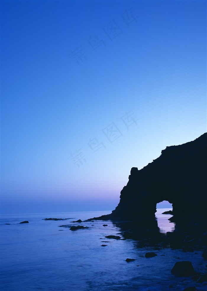 晴空万里海岸风光风景图片素材