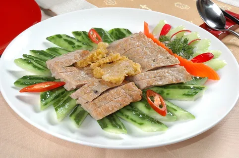 CXC04230胜瓜黄耳炒鱼松 CXC04230胜瓜黄耳炒鱼松