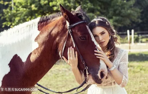 美女与爱马写真高清图片 美女与爱马写真高清图片