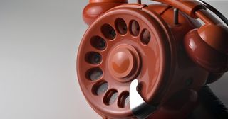 棕色复古电话机图片