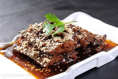 老妈带鱼副本中华美食摄影图