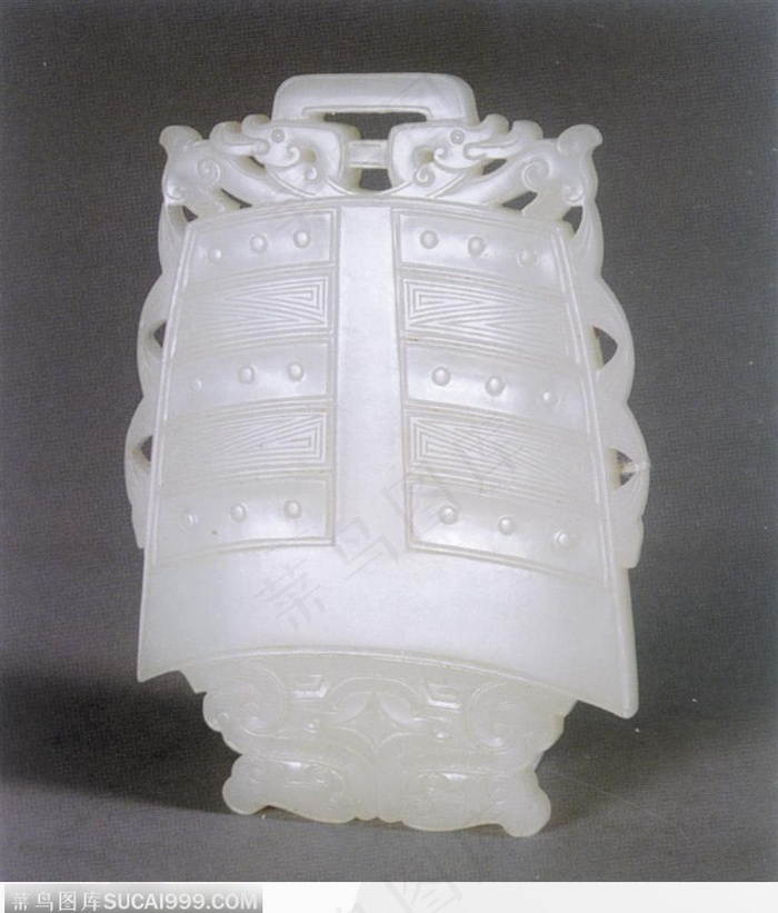 中华传统工艺-白色的钟玉器