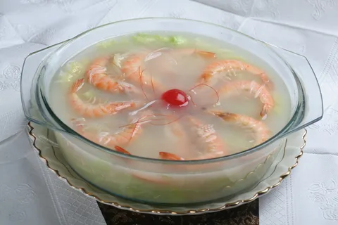 白菜粉丝煮鲜虾 (1)