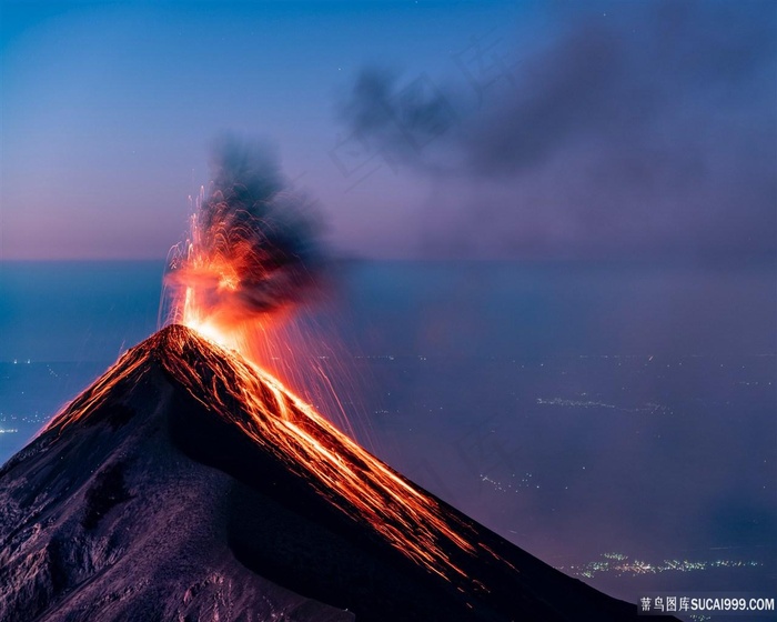 火山爆发图片