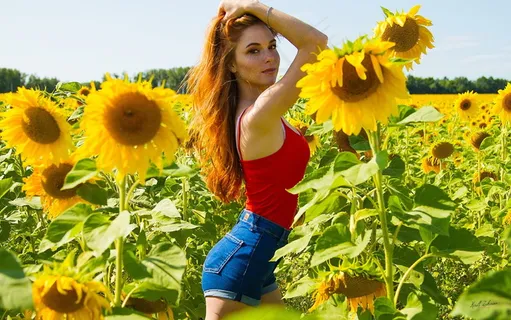 花海美女写真性感图片 花海美女写真性感图片