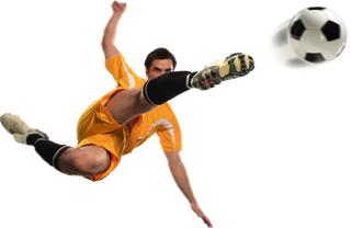 足球运动员踢球射门免抠