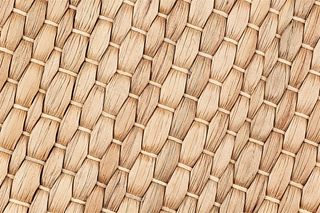 黄色手工编织篮细节特写高清图