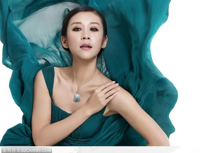 美女明星苗圃珠宝广告摄影