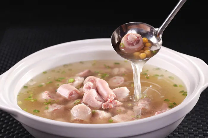 D00239黄豆炖猪尾 (3)