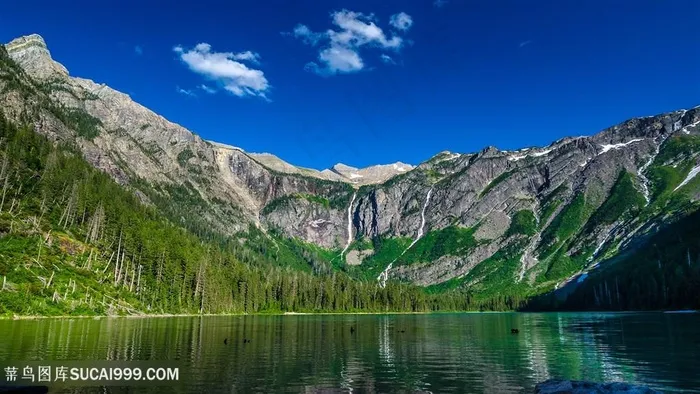 青山碧水风景画壁纸