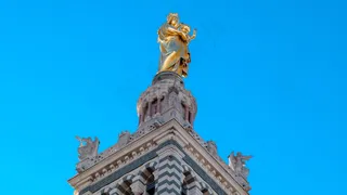 圣母金色塑像图片