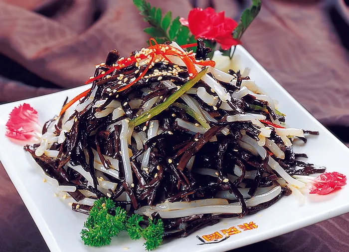 0911LCS-046 干茶树菇拌花生芽