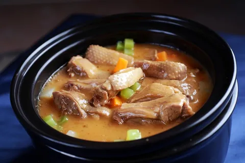 砂锅石锅美食煲类特色菜大雁豆腐煲