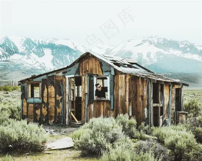 乡村好看的木屋摄影图片