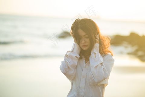 非主流衬衫美女写真图片 非主流衬衫美女写真图片