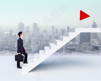 对着楼梯的商务男士高清素材图片