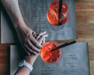 美味夏天清凉果汁饮品摄影照片