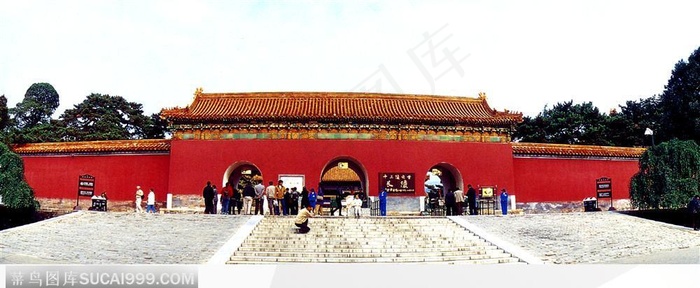 明十三陵-长陵陵门.