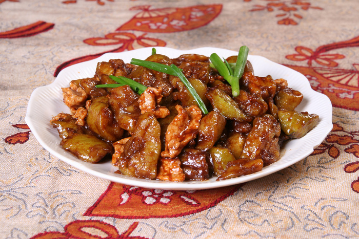酱肉手掰茄
