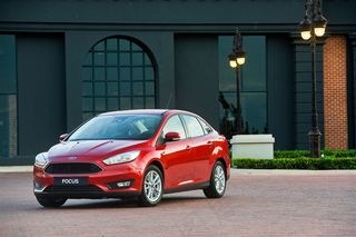 美国福特福克斯三厢紧凑型家用轿车