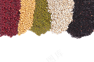 红豆绿豆黄豆黑豆素材图