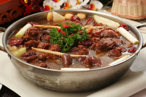 驴肉火锅小58元中78元大98元