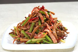 茶树菇炒培根   26元 (2)