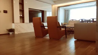 木地板  手工木地板   样品房   复合木地板  居家  沙发 茶几