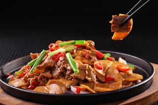 铁板肥牛鲍鱼菇 (5)