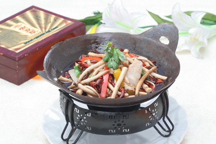 干锅茶树菇