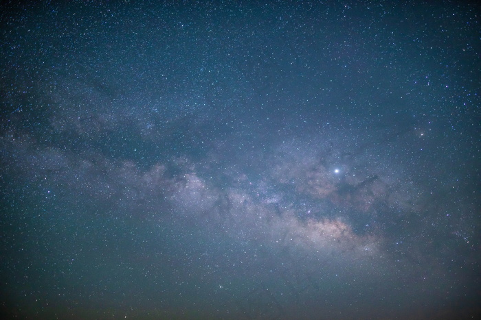 唯美夜晚星空壁纸图片