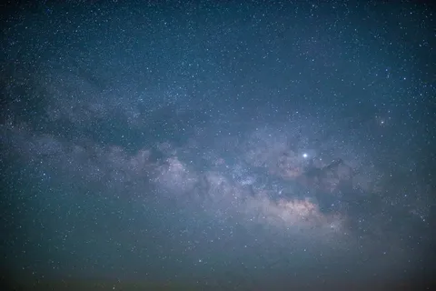 唯美夜晚星空壁纸图片 唯美夜晚星空壁纸图片