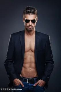 西装性感墨镜帅哥图片