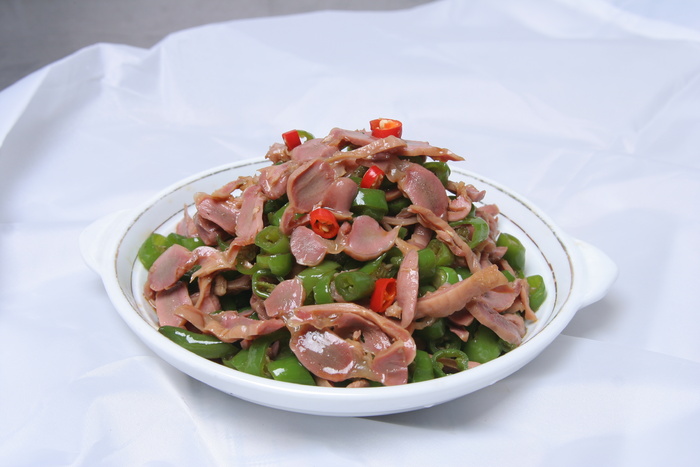 09  碎椒鸡胗-华丰宾馆