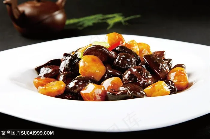 板栗烧香菇传统餐饮美食高清菜谱用图摄影