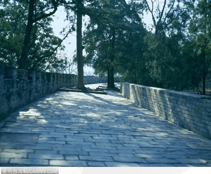 明十三陵-长陵走道