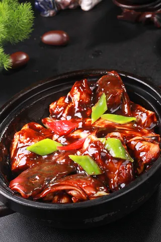 生啫大鱼头48元一份