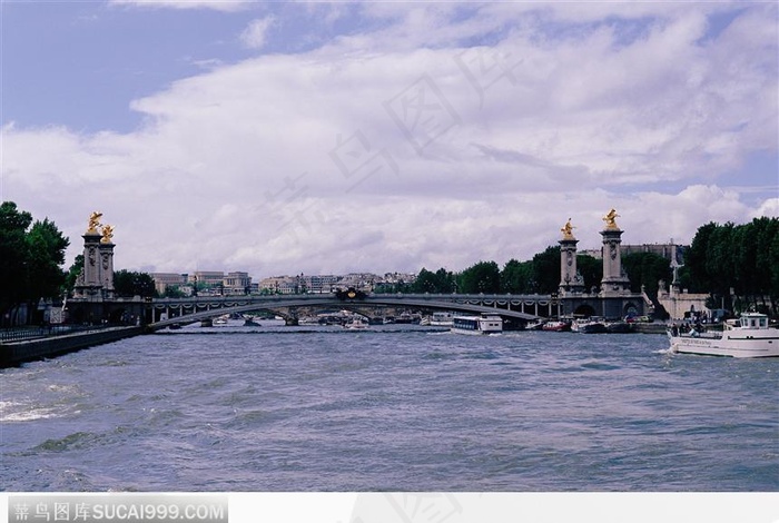 河睡 桥 石柱 雕塑 船