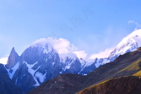 阿尔卑斯山雪山山脉图片 阿尔卑斯山雪山山脉图片