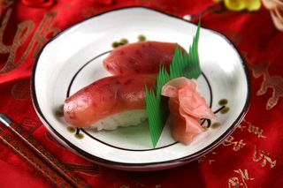 030  金枪鱼寿司-新易喜