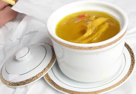 翅汤浸松茸  16元每位