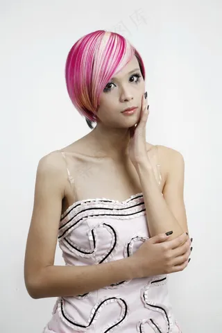 女生染发发型图片